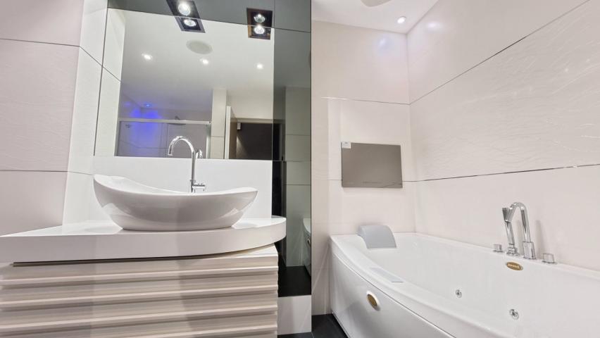 Ekskluzivan stan 108m² sa garažnim mestom i smart home tehnologijom – Budva