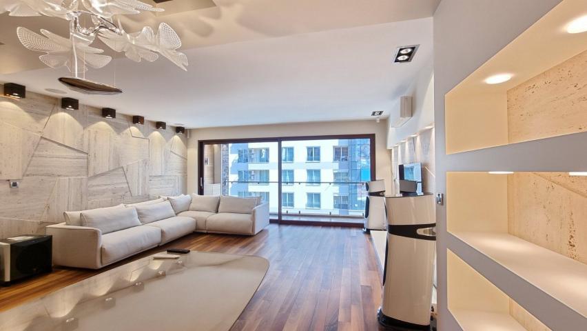 Luksuzan stan na tri nivoa 313m² sa spa zonom, teretanom, pametnim sistemom i garažom – Budva