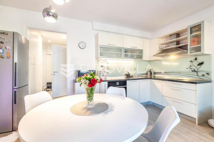 Zagreb, KVATERNIKOV TRG, moderan dvosoban stan, 39 m², top lokacija