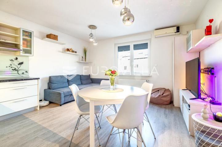 Zagreb, KVATERNIKOV TRG, moderan dvosoban stan, 39 m², top lokacija