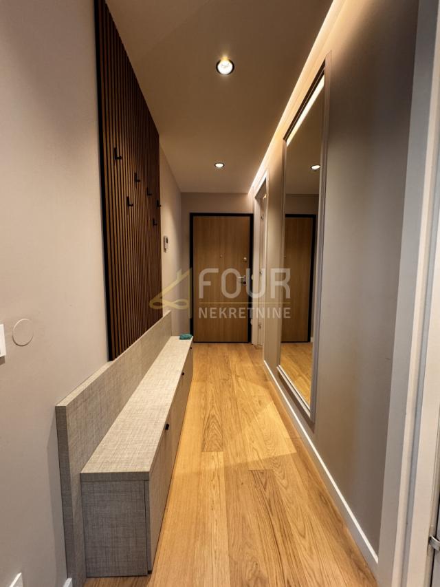 Opatija, 79.62m2, 2s+db, balkon, pogled na more