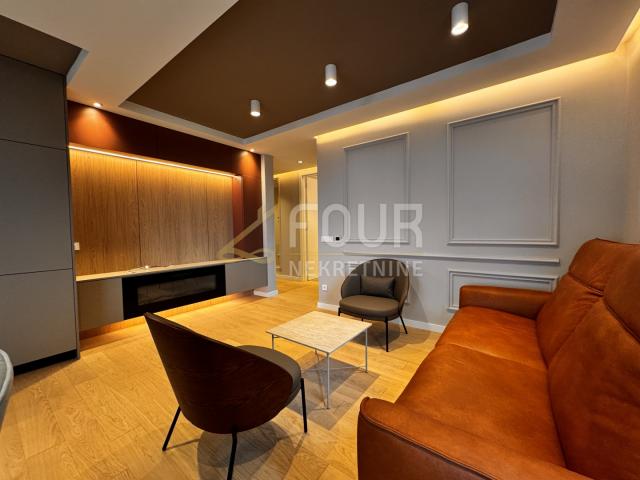 Opatija, 79.62m2, 2s+db, balkon, pogled na more