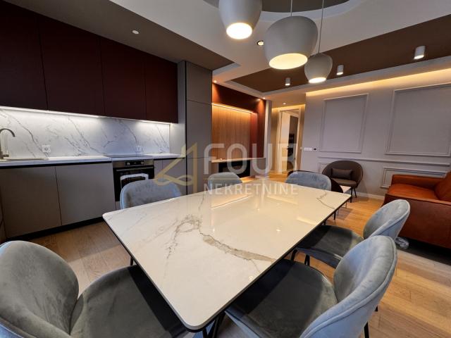 Opatija, 79.62m2, 2s+db, balkon, pogled na more
