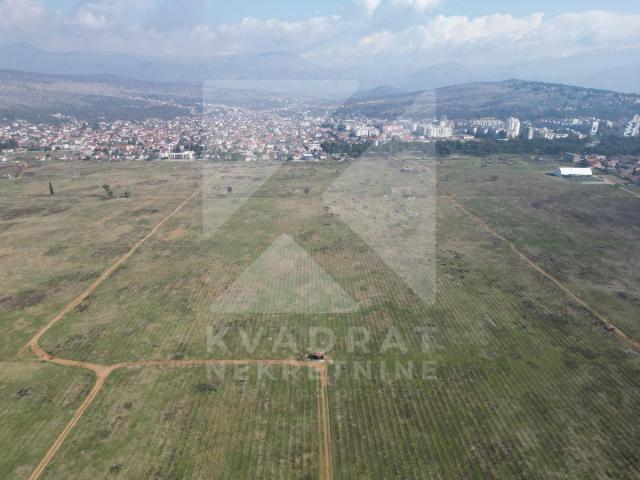 Prodaja, Zemljište, Podgorica, Sadine, 583m2