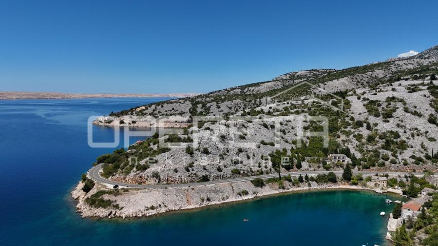 Kamena  starina za adaptaciju u prvom redu do mora, Starigrad Paklenica

