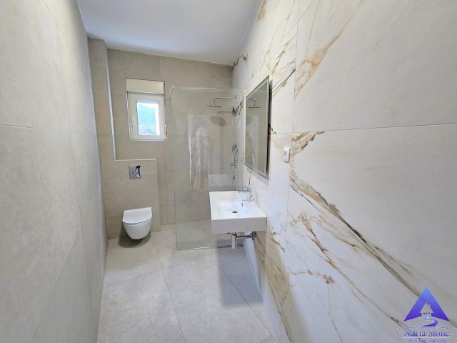 Prodaja, Stan, 65m2 , Budva