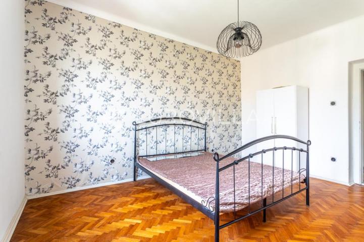 Split, Bačvice, jednosoban stan na odličnoj lokaciji