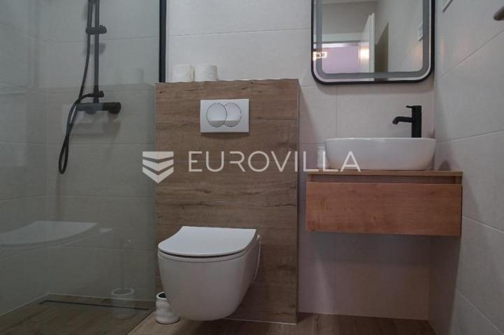 Zadar, Polača, prekrasna villa s bazenom na mirnoj lokaciji