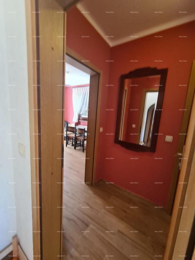 Kuća Prodaja velike stambene kuće, pogodne za investiciju, Medulin!