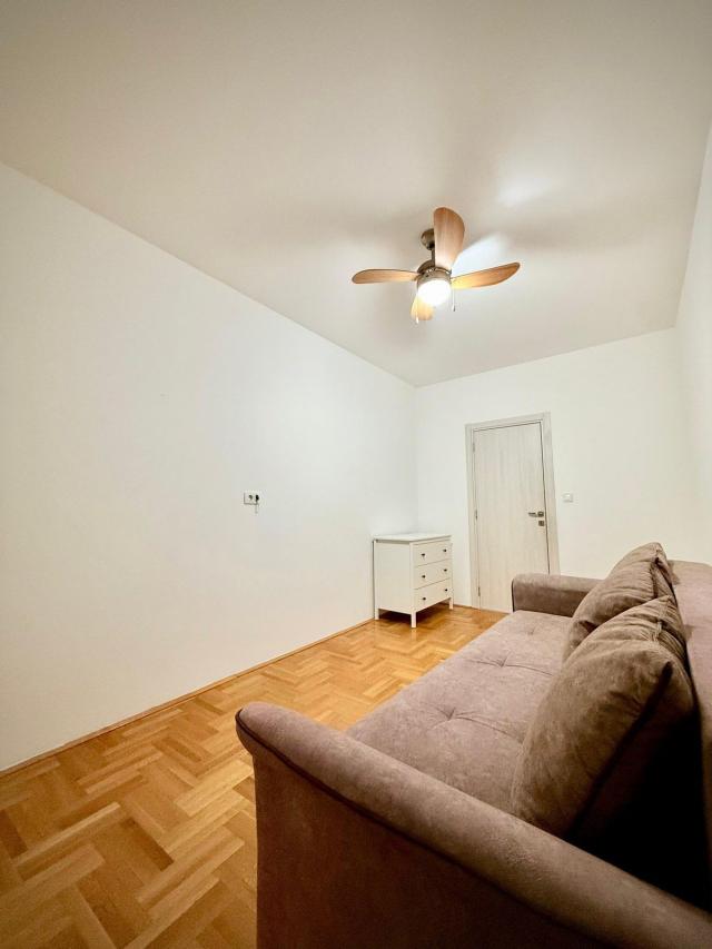 Moderan dvosoban stan 75m² na odličnoj lokaciji – Golubovina, Budva