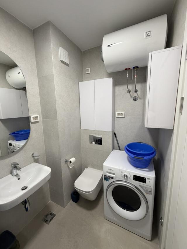 Jednosoban stan, 39m2, Zabjelo, IZDAVANJE
