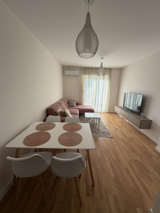 Jednosoban stan, 39m2, Zabjelo, IZDAVANJE