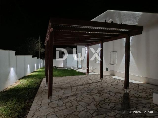 ISTRIEN, POREČ – Exklusive Designer-Familienvilla mit Wellnessoase und beheiztem Pool
