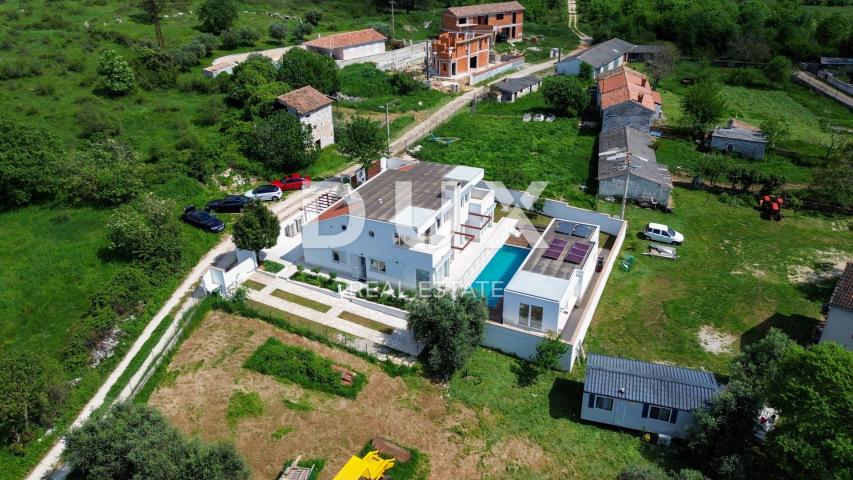 ISTRIEN, POREČ – Exklusive Designer-Familienvilla mit Wellnessoase und beheiztem Pool