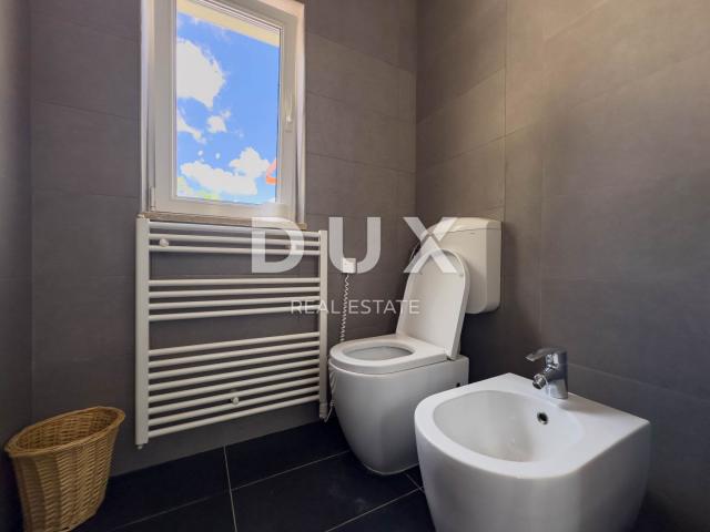 ISTRIEN, POREČ – Exklusive Designer-Familienvilla mit Wellnessoase und beheiztem Pool
