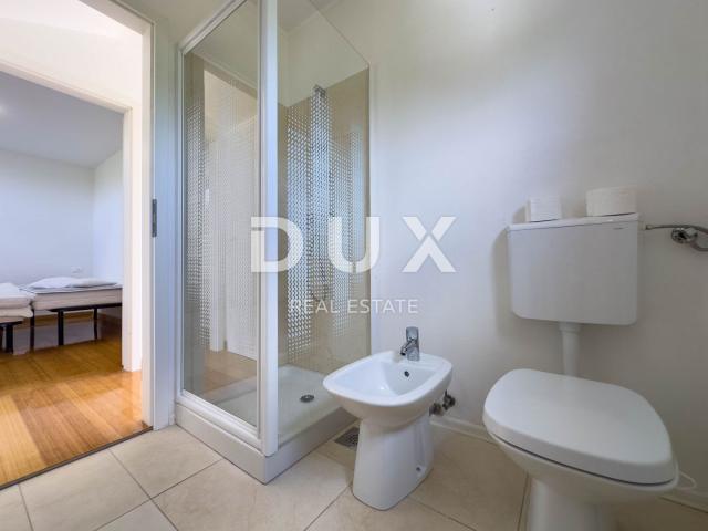 ISTRIEN, POREČ – Exklusive Designer-Familienvilla mit Wellnessoase und beheiztem Pool
