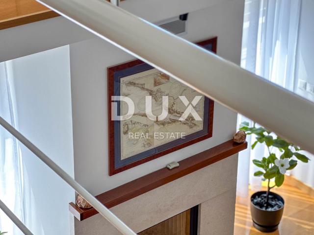 ISTRIEN, POREČ – Exklusive Designer-Familienvilla mit Wellnessoase und beheiztem Pool