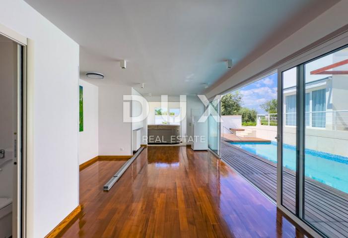 ISTRIEN, POREČ – Exklusive Designer-Familienvilla mit Wellnessoase und beheiztem Pool