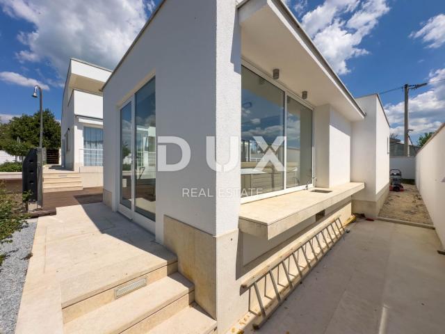 ISTRIEN, POREČ – Exklusive Designer-Familienvilla mit Wellnessoase und beheiztem Pool