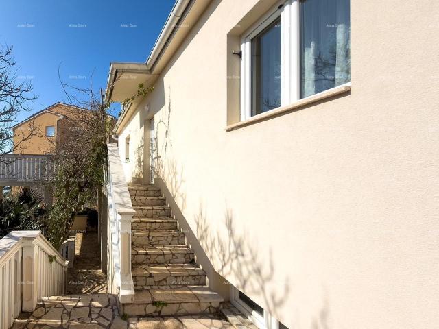 Haus Ližnjan, gepflegtes und komplett möbliertes Haus mit Garage und Weinkeller