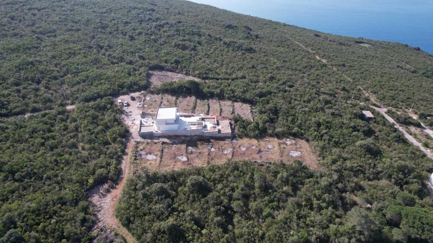 Prodaja urbanizovanog zemljišta 600m2 sa pogledom na more – Zagora, Kotor
