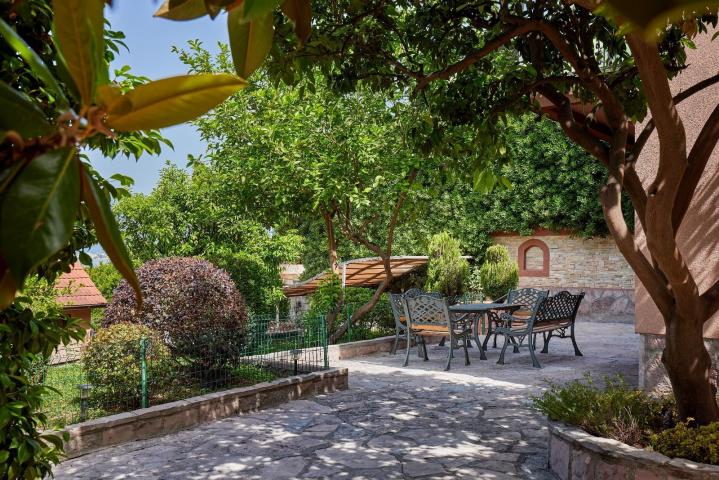 Kuća 120m2 sa pogledom na more u Dobroti, Kotor