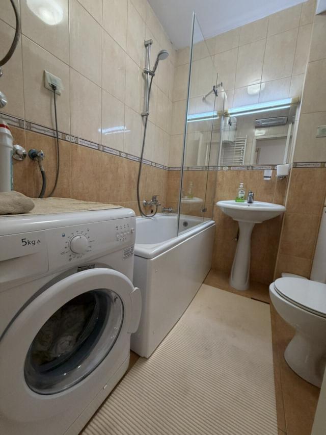 Dvosoban stan, 100m2, Preko Morače, IZDAVANJE