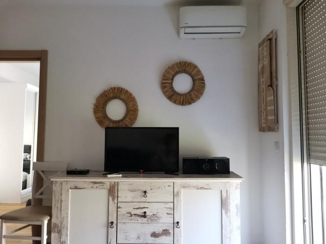 Udoban Jednosoban stan na prodaju u centru Budve