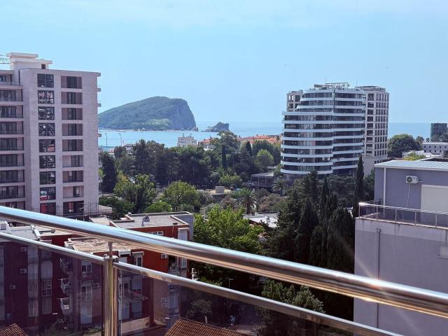Ekskluzivni penthaus 326 m² sa privatnim bazenom i krovnom terasom – Centar, Budve