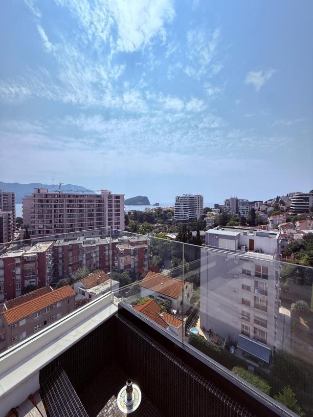 Ekskluzivni penthaus 326 m² sa privatnim bazenom i krovnom terasom – Centar, Budve
