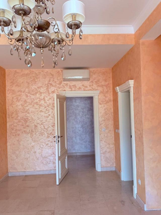 Ekskluzivni penthaus 326 m² sa privatnim bazenom i krovnom terasom – Centar, Budve