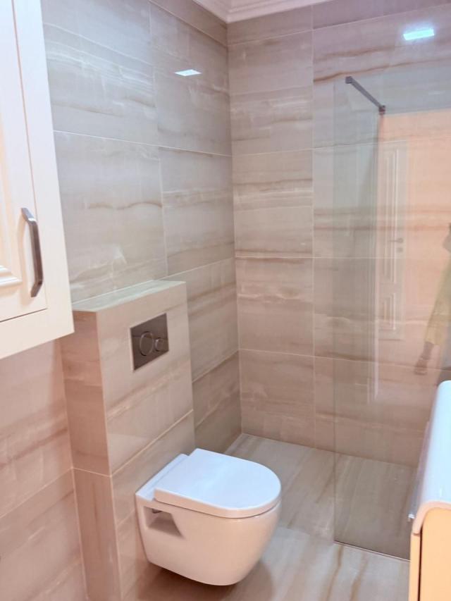 Ekskluzivni penthaus 326 m² sa privatnim bazenom i krovnom terasom – Centar, Budve