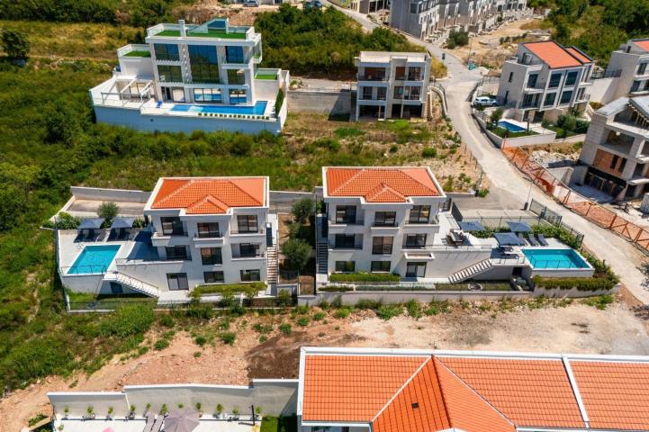 Budva, Reževići – Nova Luksuzna Vila sa Pogledom na More i Bazenom