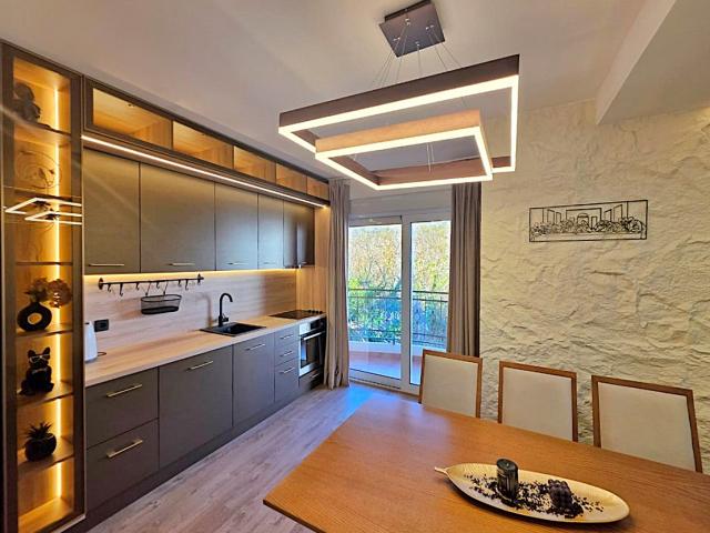 Prodaja, Stan, 106m2 , BECICI