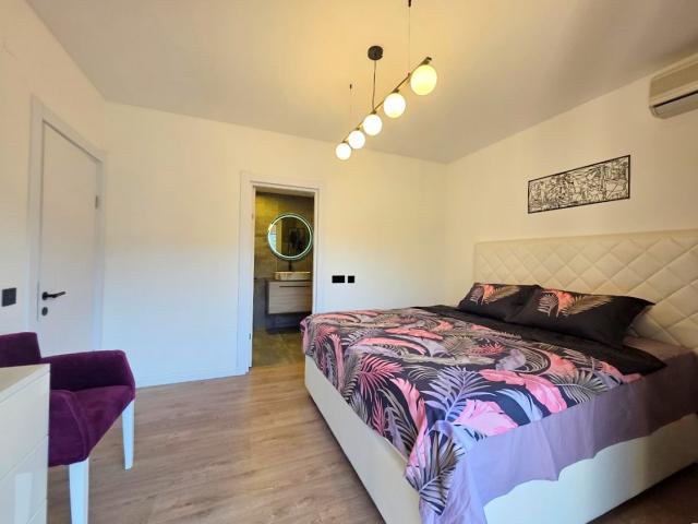Prodaja, Stan, 106m2 , BECICI
