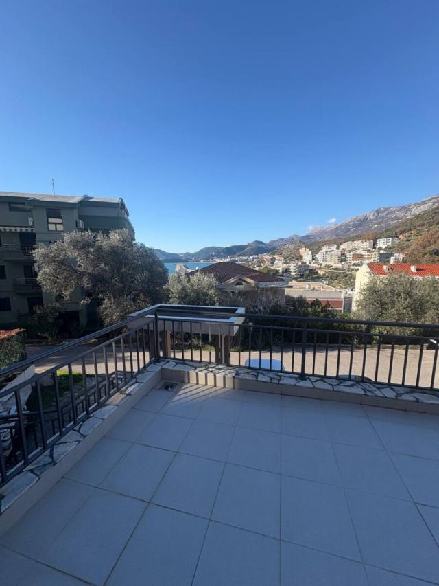 Stan 40 m² na Izdavanje – Pržno, Budva