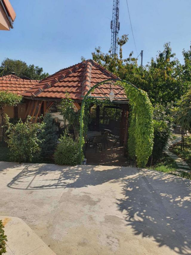 Kuća 92 m² na Izdavanje – Mareza, Podgorica