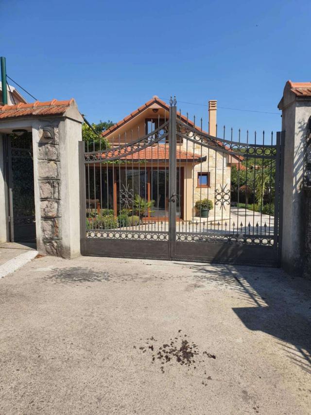 Kuća 92 m² na Izdavanje – Mareza, Podgorica