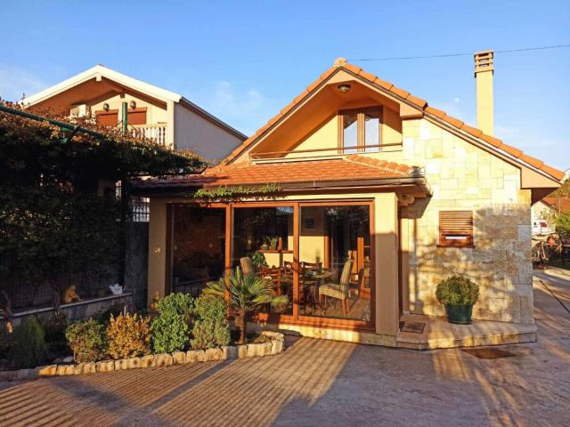Kuća 92 m² na Izdavanje – Mareza, Podgorica