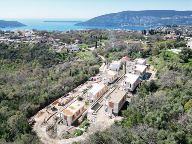Nekretnine Crna Gora, Herceg Novi, Podi