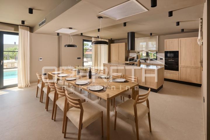 Prodaja, Kuća, Poreč, Poreč - Okolica, Samostojeća, 320m2