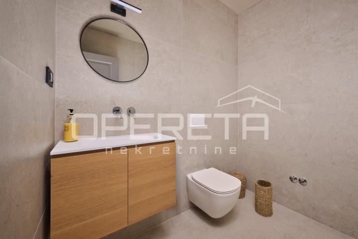 Prodaja, Kuća, Poreč, Poreč - Okolica, Samostojeća, 320m2