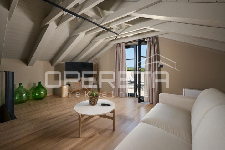 Prodaja, Kuća, Poreč, Poreč - Okolica, Samostojeća, 320m2