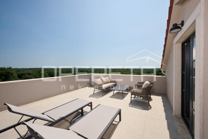 Prodaja, Kuća, Poreč, Poreč - Okolica, Samostojeća, 320m2