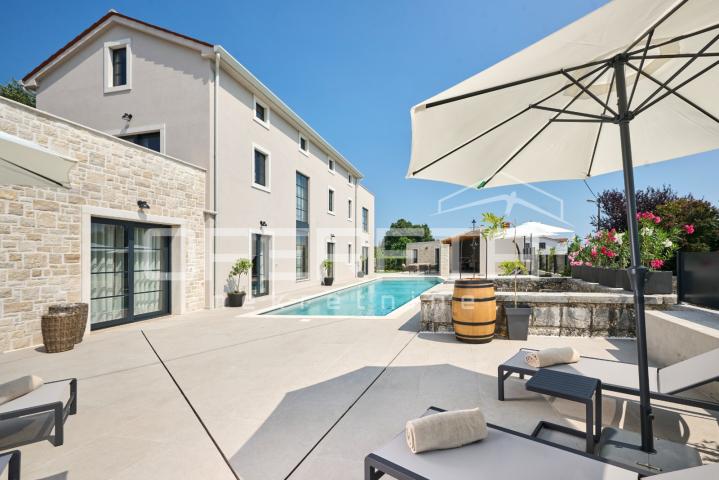 Prodaja, Kuća, Poreč, Poreč - Okolica, Samostojeća, 320m2