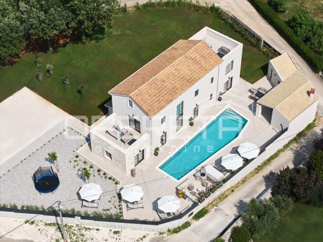 Prodaja, Kuća, Poreč, Poreč - Okolica, Samostojeća, 320m2