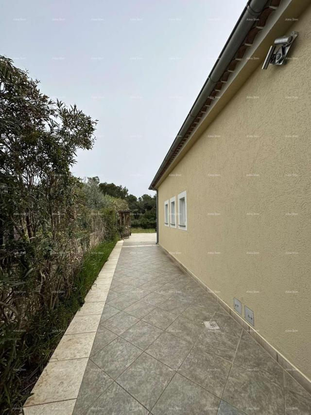 House House in Medulin in an attractive location