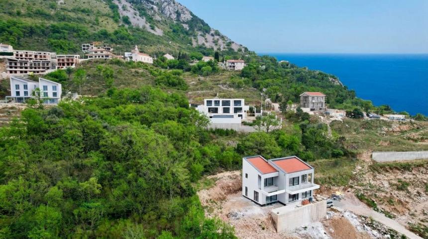Luksuzna vila 290 m² + urbanizovana parcela 506 m² (mogućnost gradnje još jedne vile) – Blizikuće, B