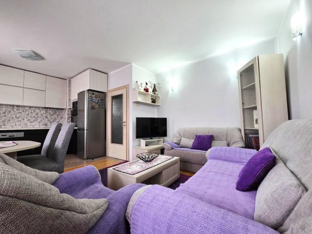 Jednosoban namješten stan, 60m2, Preko Morače, Podgorica