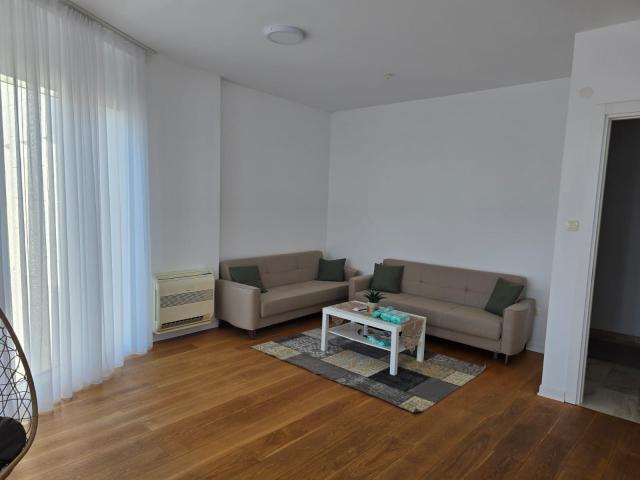Dvosoban stan 104m2 sa pogledom na more, Tre Canne, Budva (Bez plaćanja poreza na prenos od 3%)